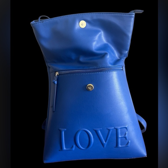 LOVE Blue Adjustable Backpack - Picture 2 of 15